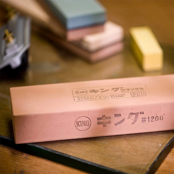 Ice Bear Medium Japanese Waterstone - 1200 Grit 4 Ice Bear Medium Japanese Waterstone - 1200 Grit - Image 2